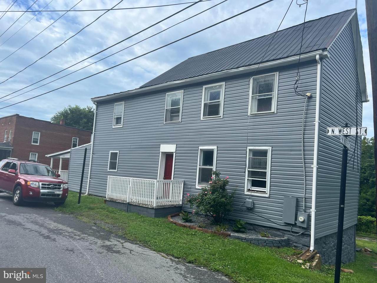 218 West Street - Photo 1