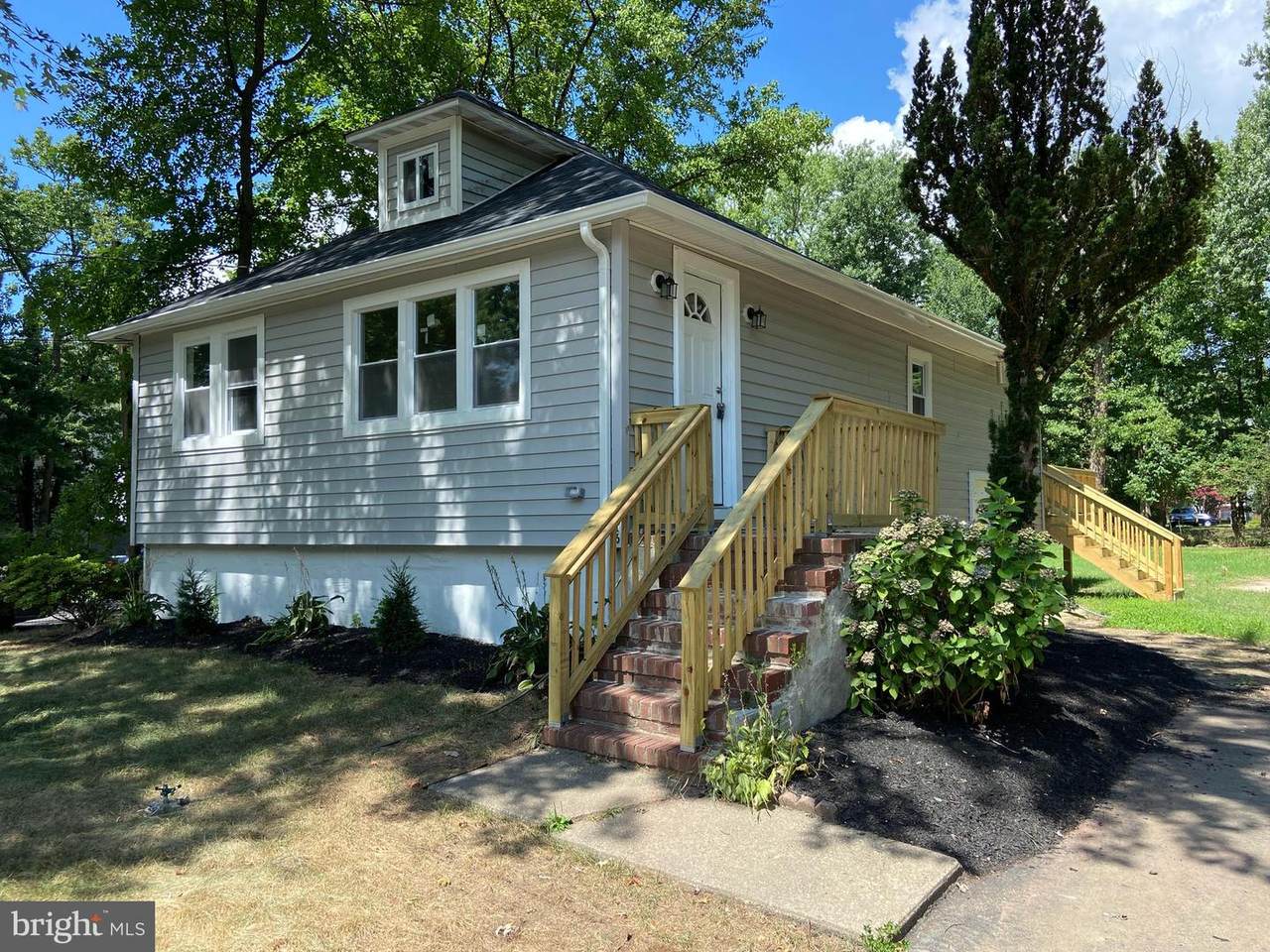 716 Beechwood Avenue - Photo 1