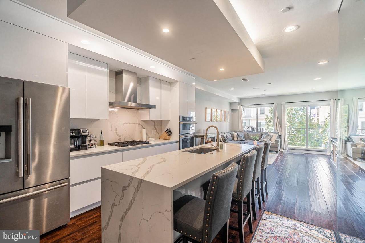 1516 Cambridge Street - Photo 1