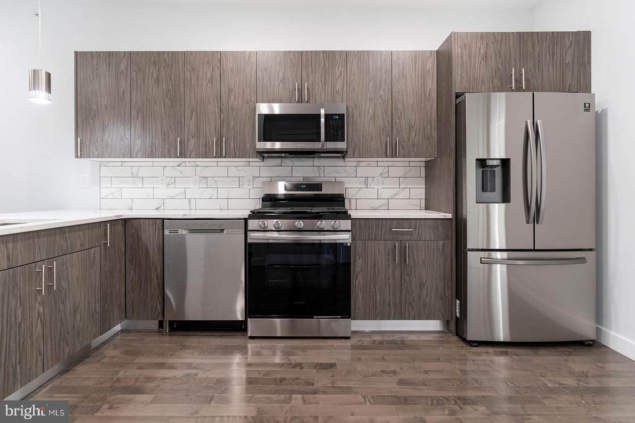 1947 7TH Street - Photo 1