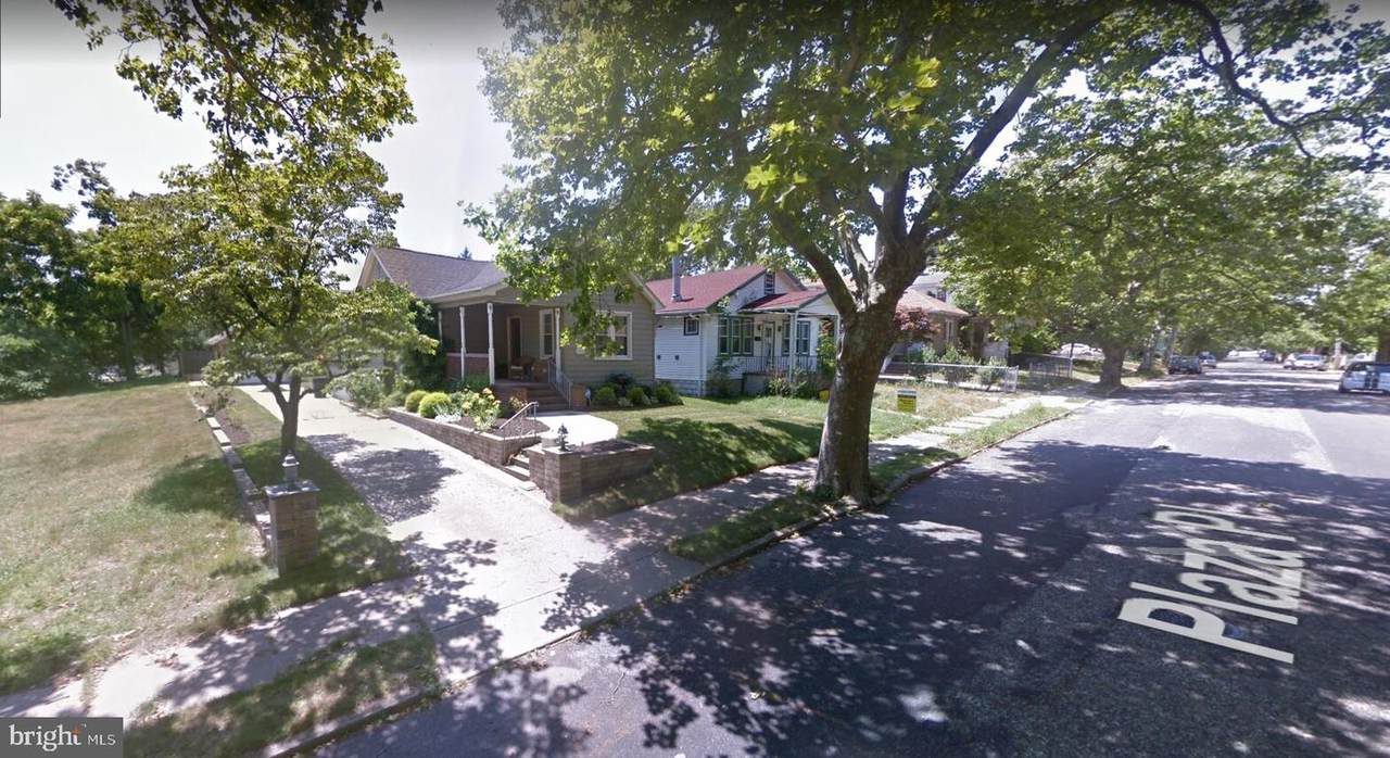 129 Plaza Place - Photo 1