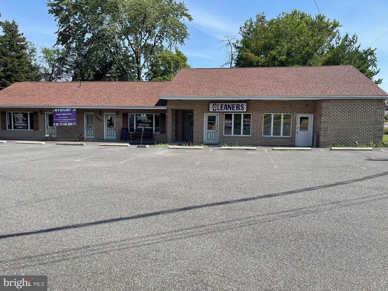 1542 Philadelphia Avenue - Photo 1