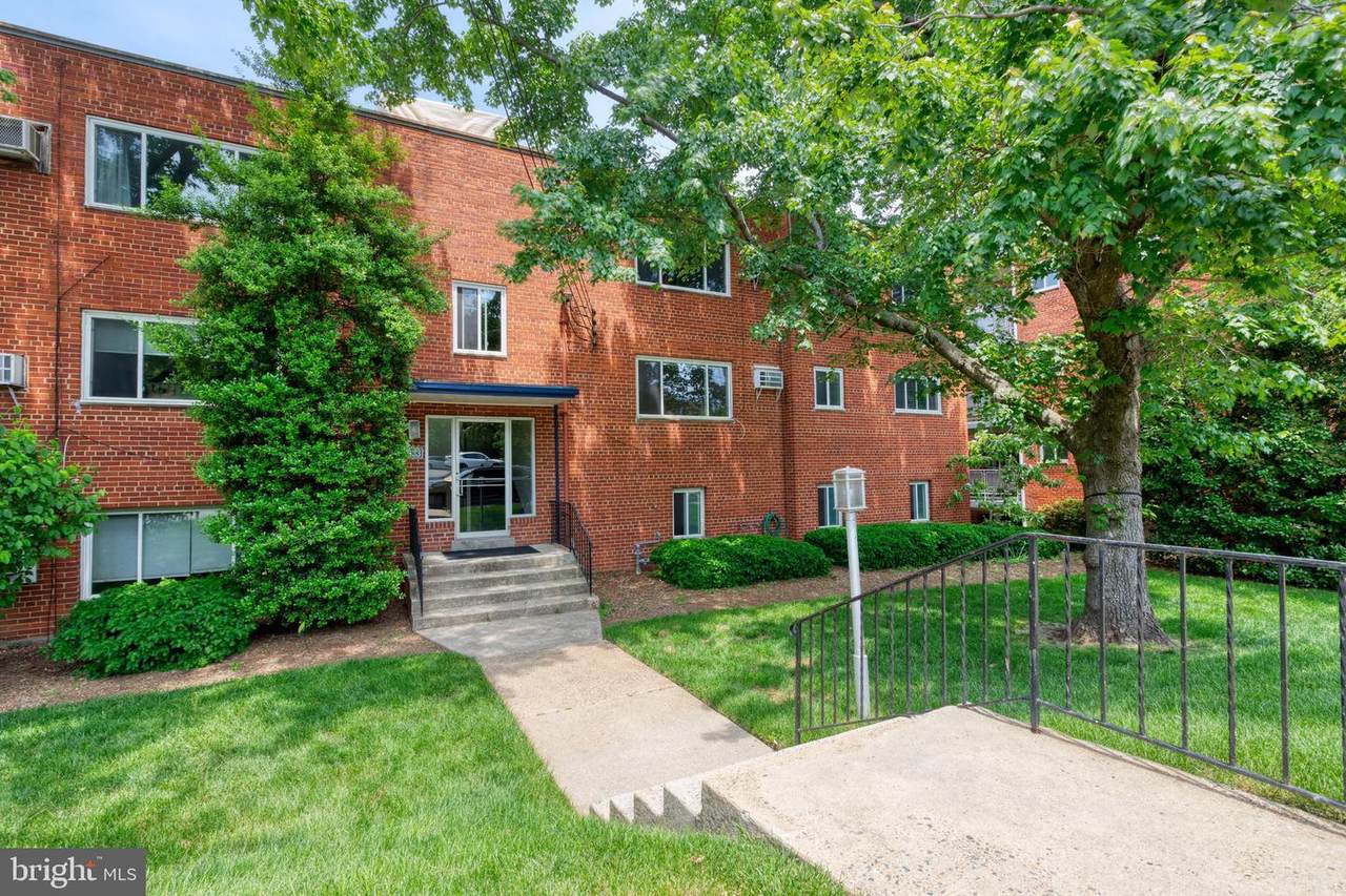 2133 19TH Street - Photo 1
