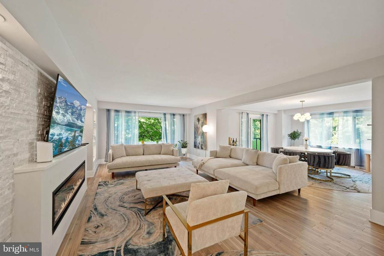 4201 Cathedral Avenue - Photo 1