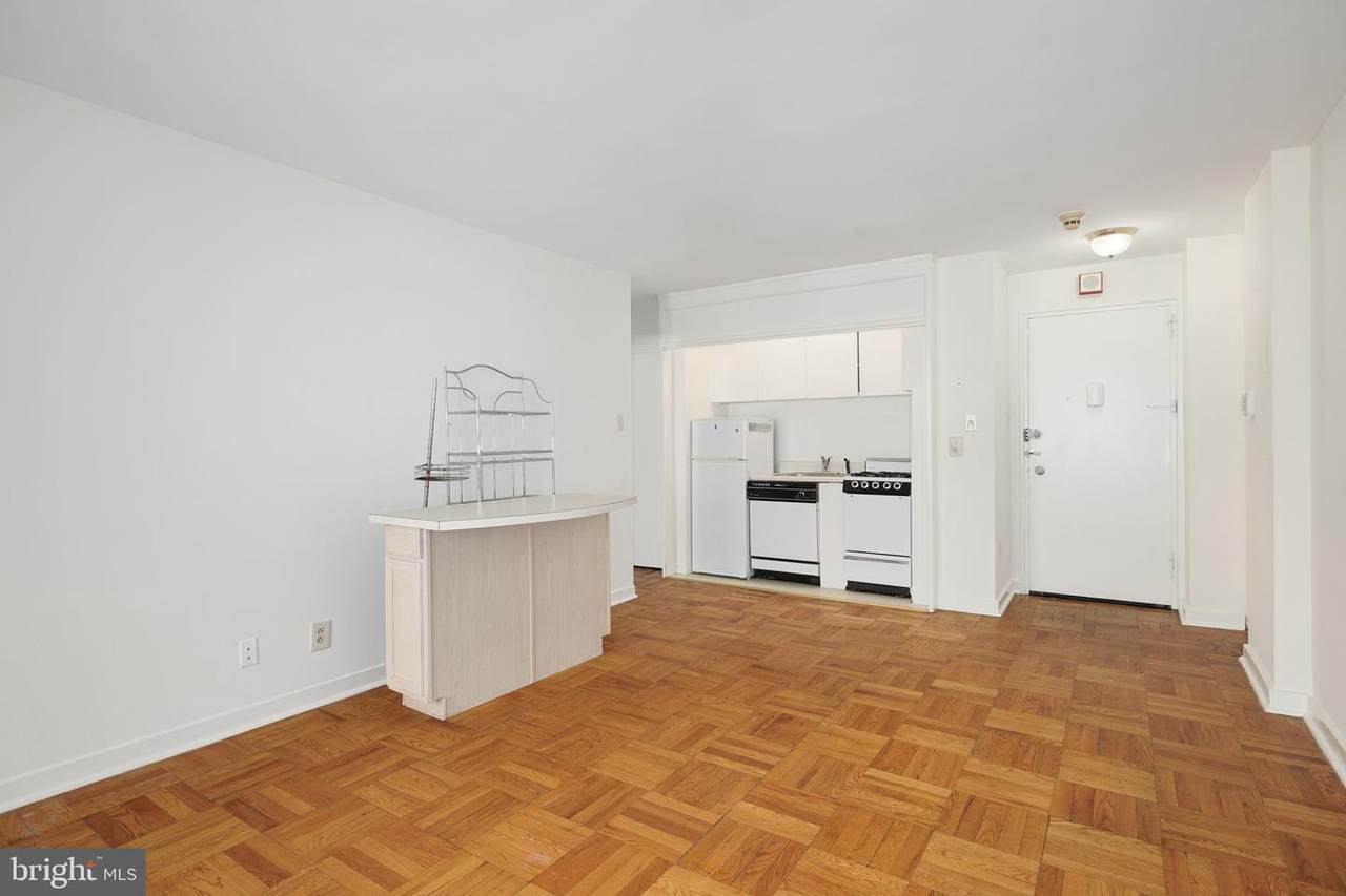 2601 Pennsylvania Avenue - Photo 1