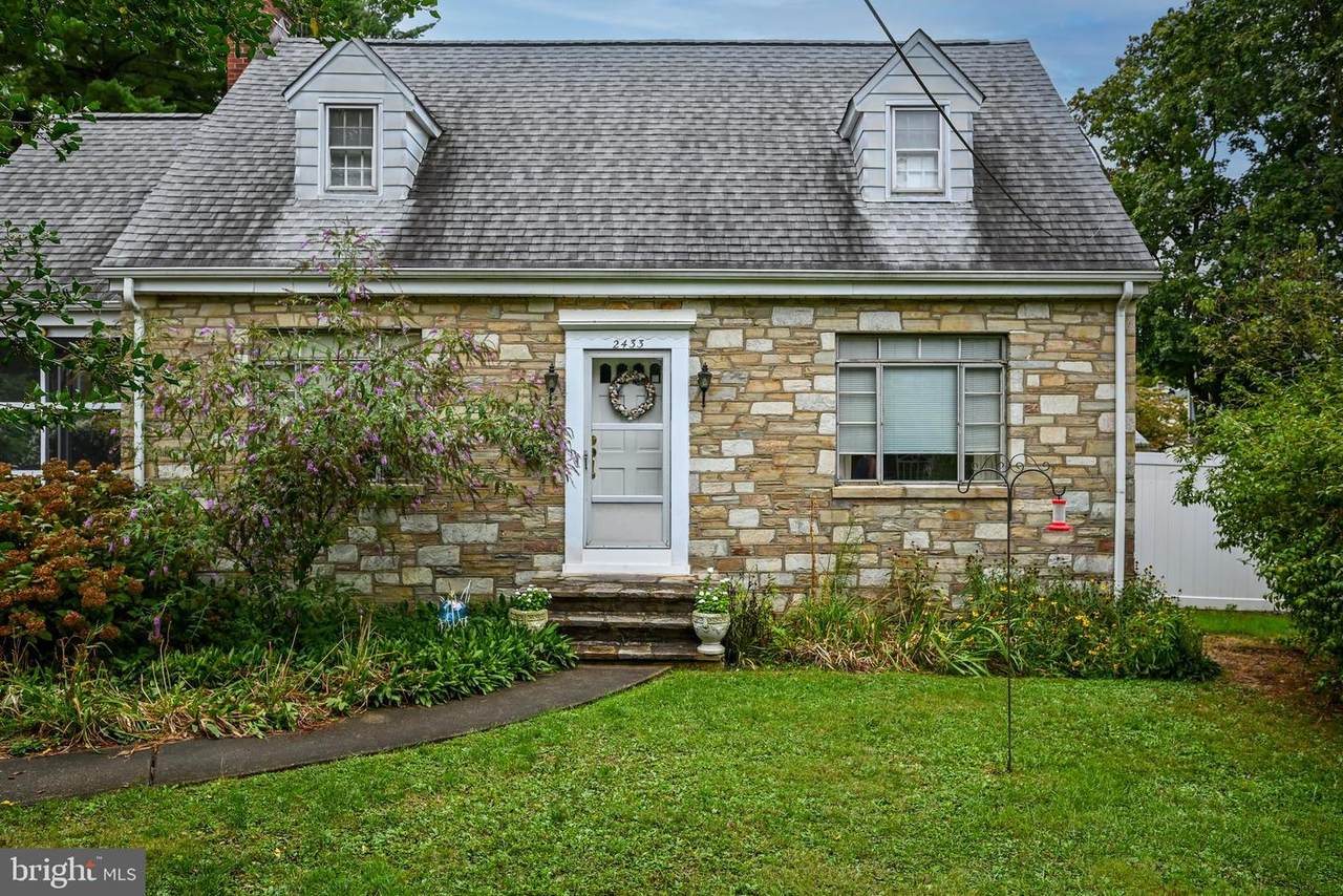 2433 Stuyvesant Avenue - Photo 1