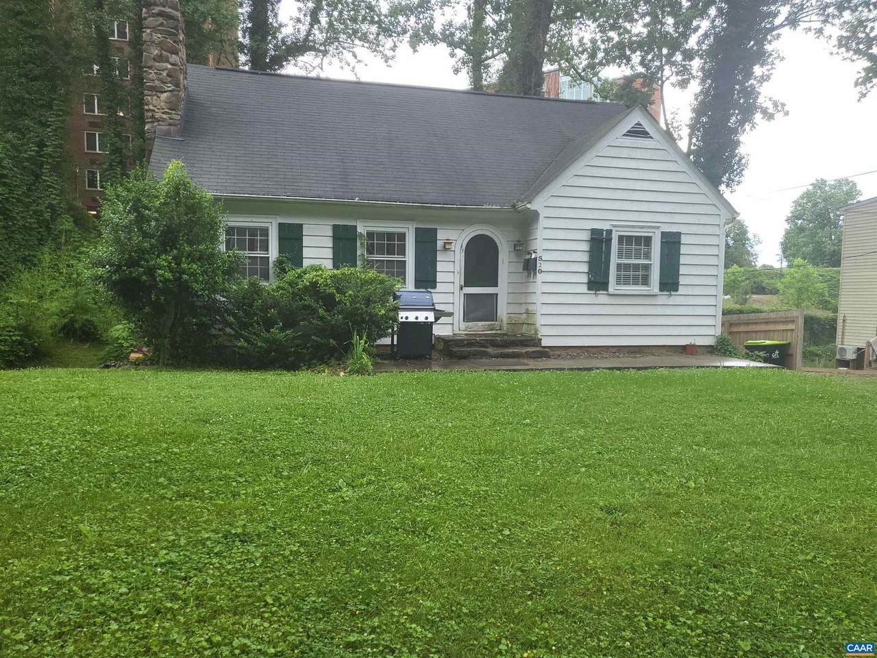520 Valley Rd - Photo 1