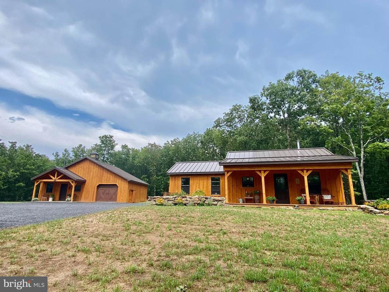 105 Pointe Valley Drive - Photo 1