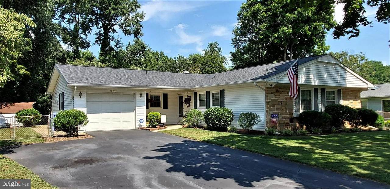2223 Harwood Lane - Photo 1