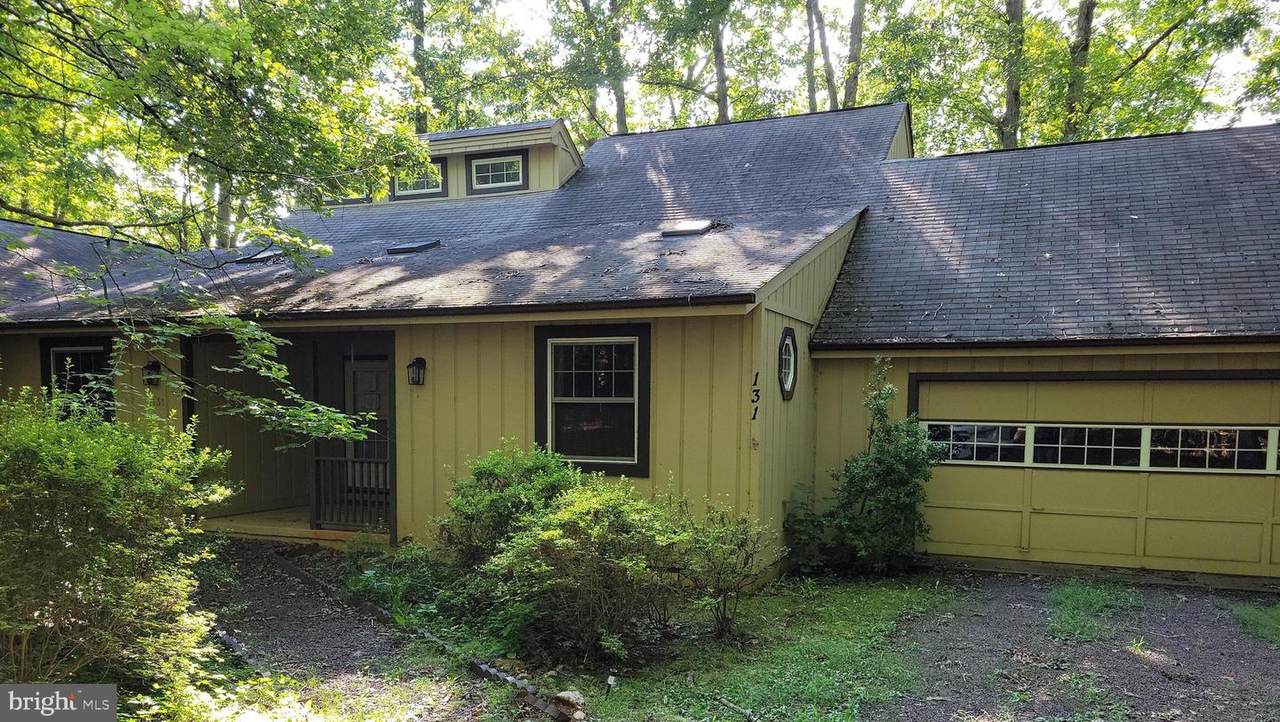 131 Larkspur Lane - Photo 1