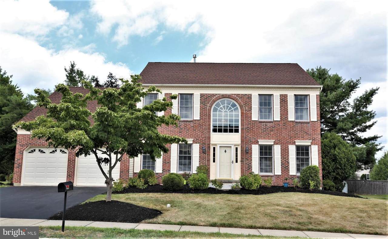 13 Eleanor Drive - Photo 1