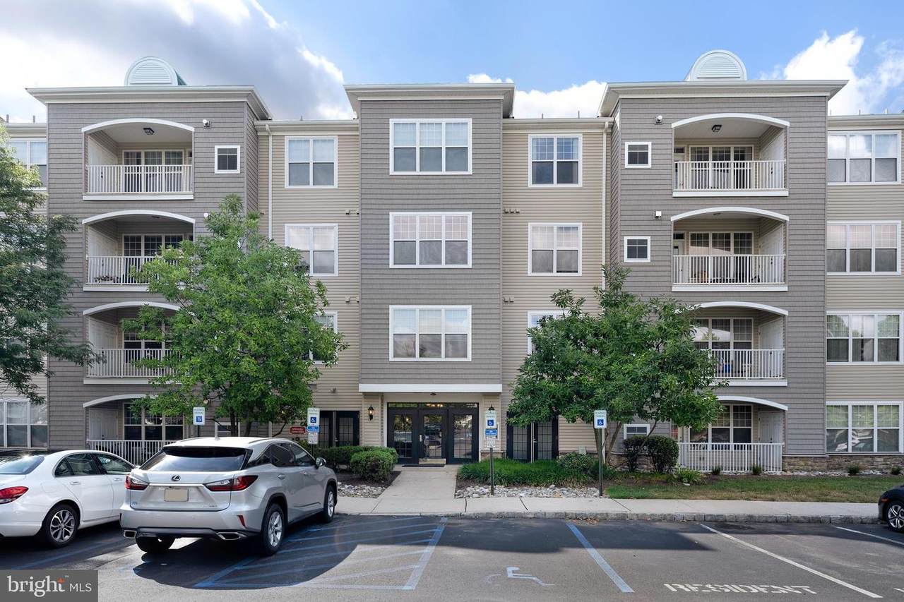 121 Masterson Court - Photo 1