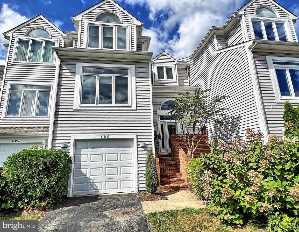 605 Martingale Lane - Photo 1