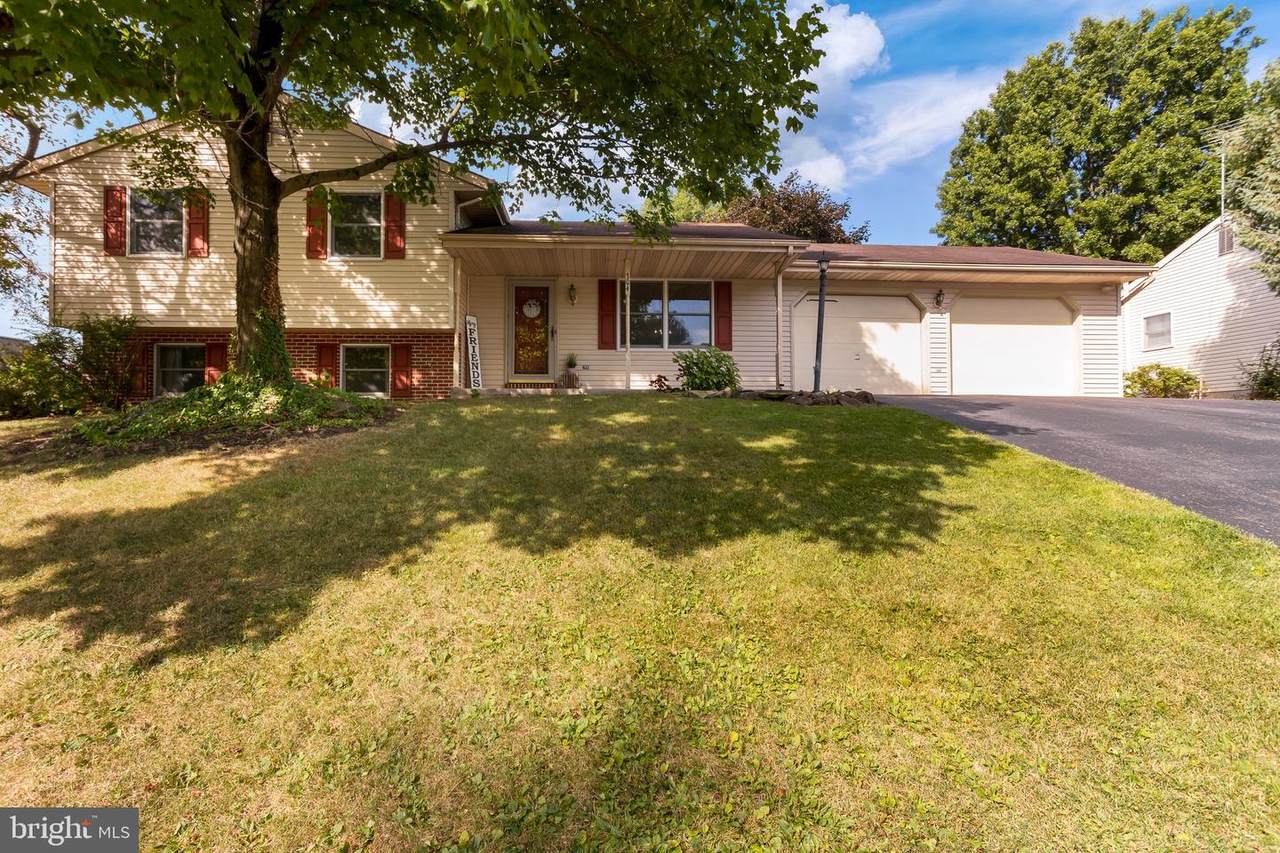 304 Sunrise Blvd - Photo 1