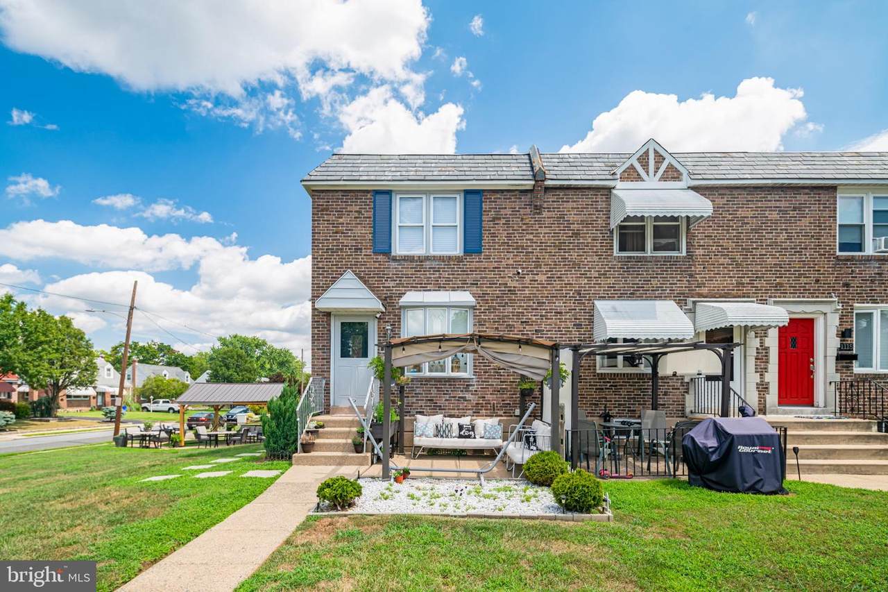 1119 Meadowbrook Lane - Photo 1