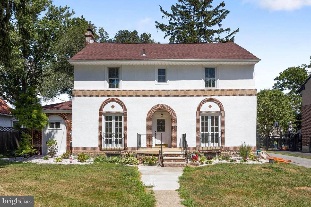 915 Morgan Avenue - Photo 1