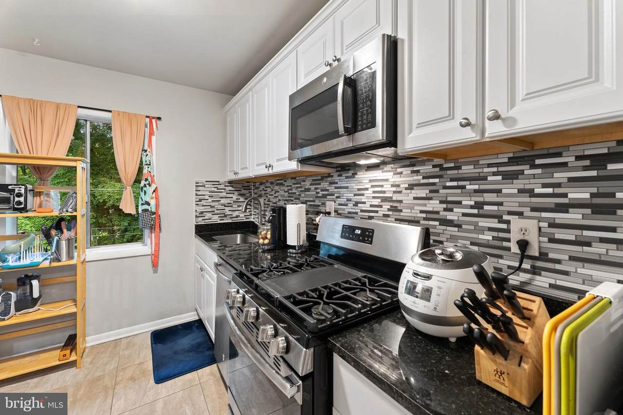 4110 Mangalore Drive - Photo 1