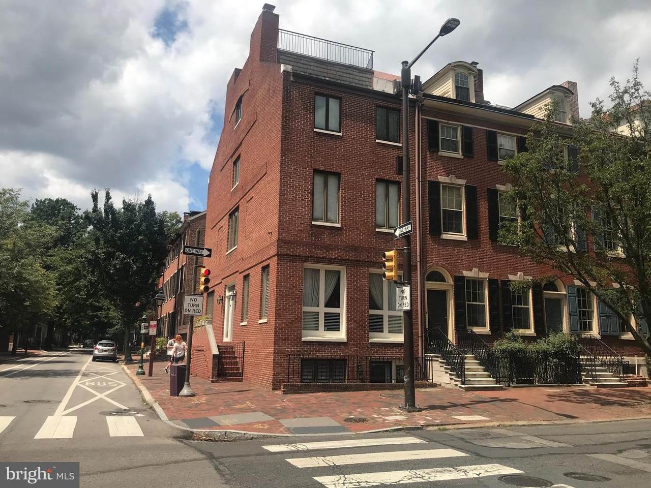 303 Spruce Street - Photo 1