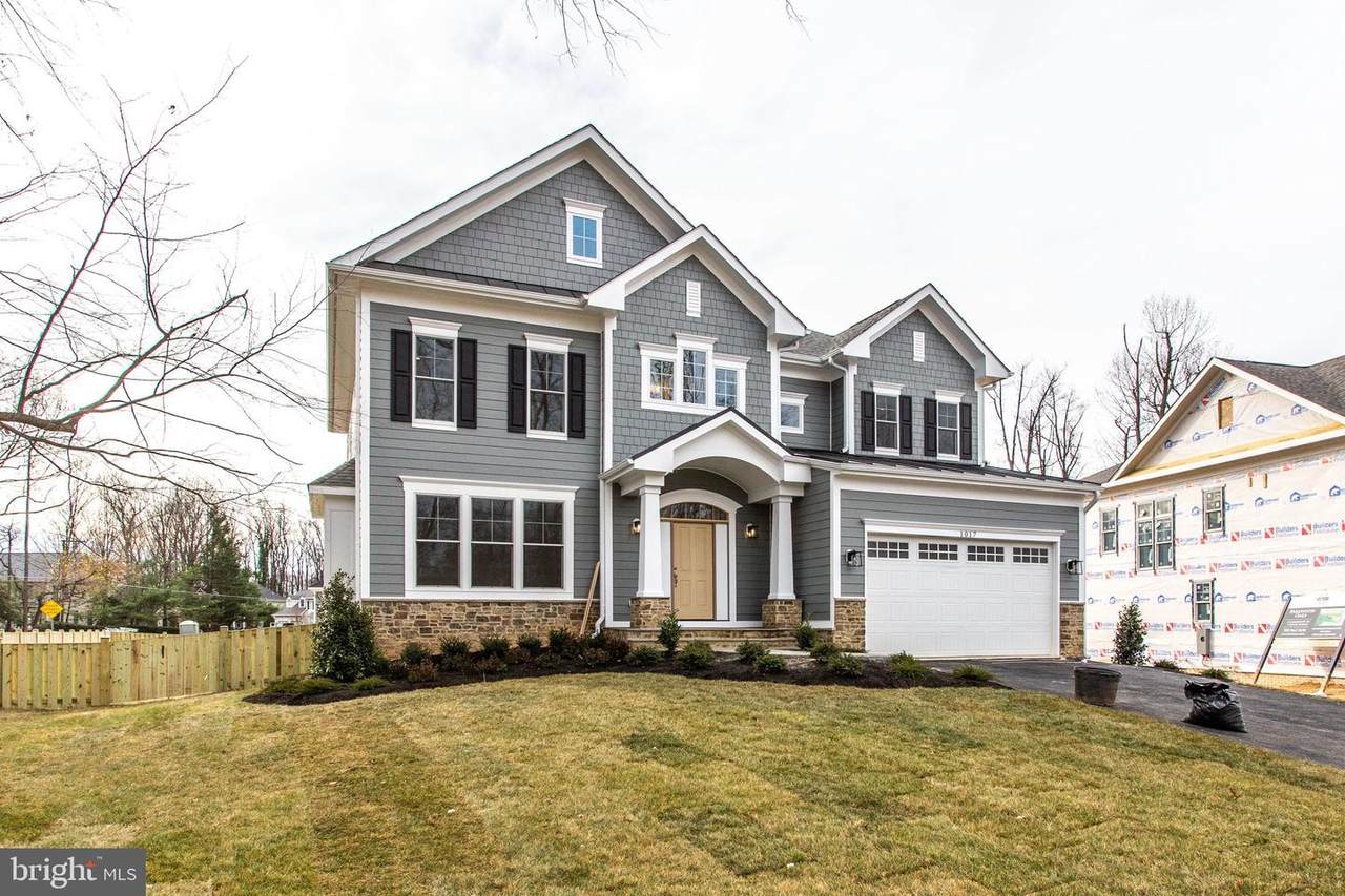 2012 Labrador Lane - Photo 1