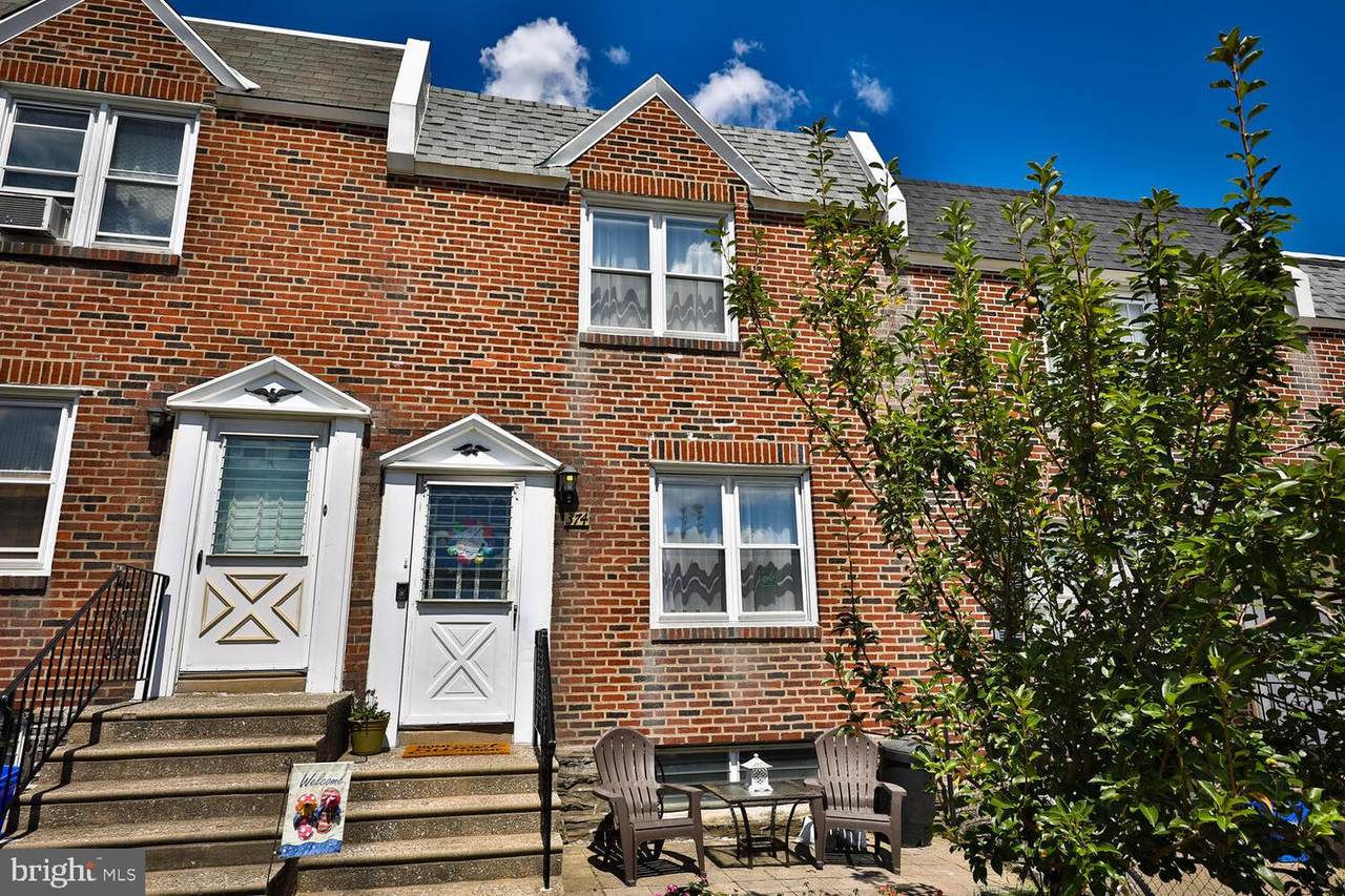 374 Fairway Terrace - Photo 1
