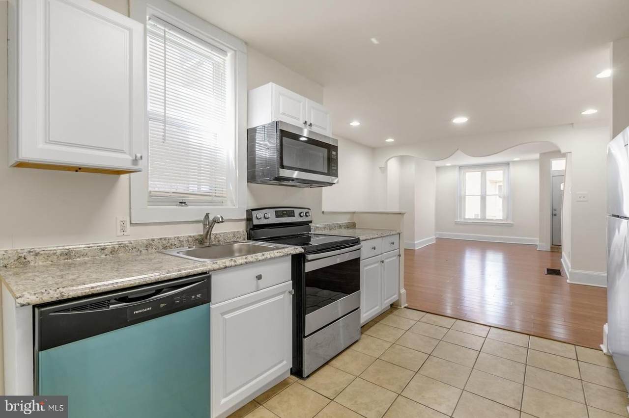 1535 Newkirk Street - Photo 1