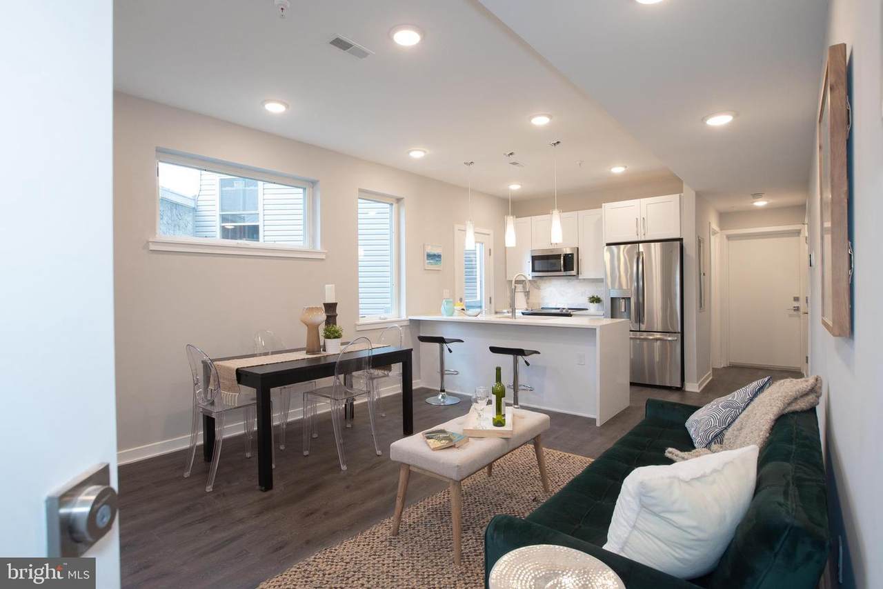 1534 Ridge Avenue - Photo 1