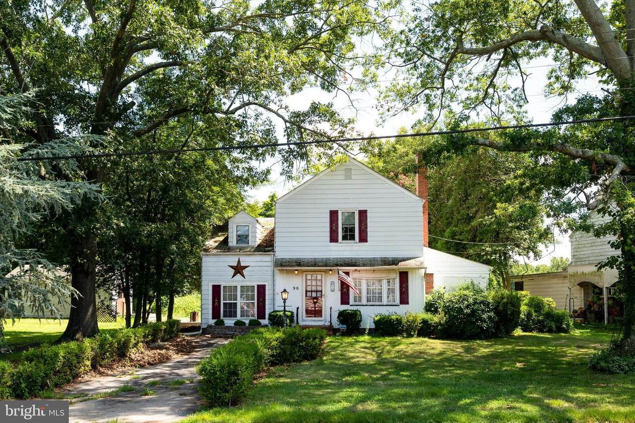90 Locust Avenue - Photo 1