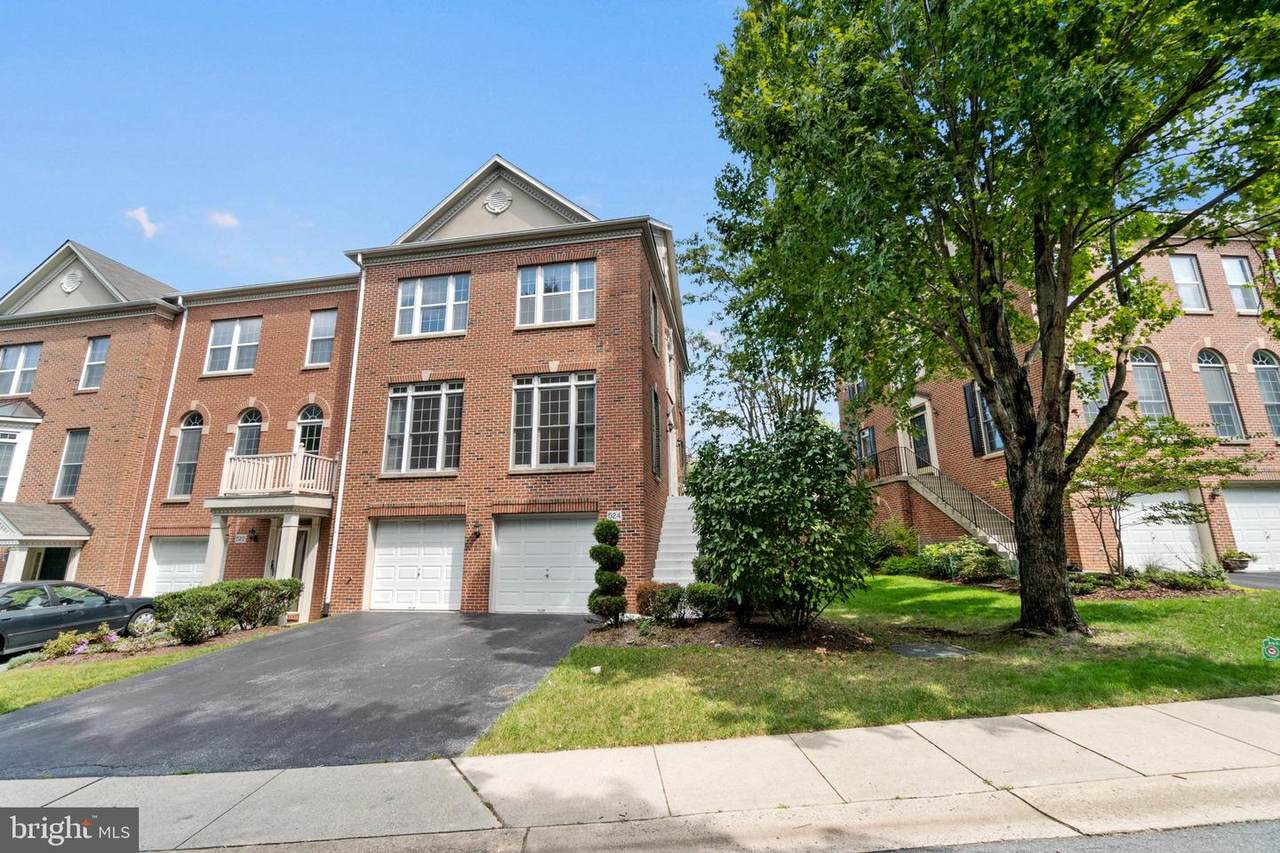 524 Winding Rose Drive - Photo 1