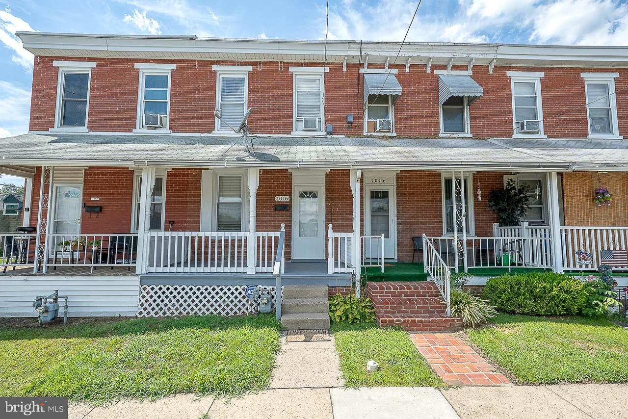 1016 Hill Street - Photo 1