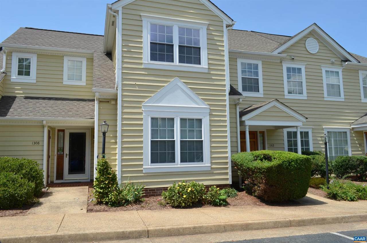 1308 Le Parc Ter - Photo 1