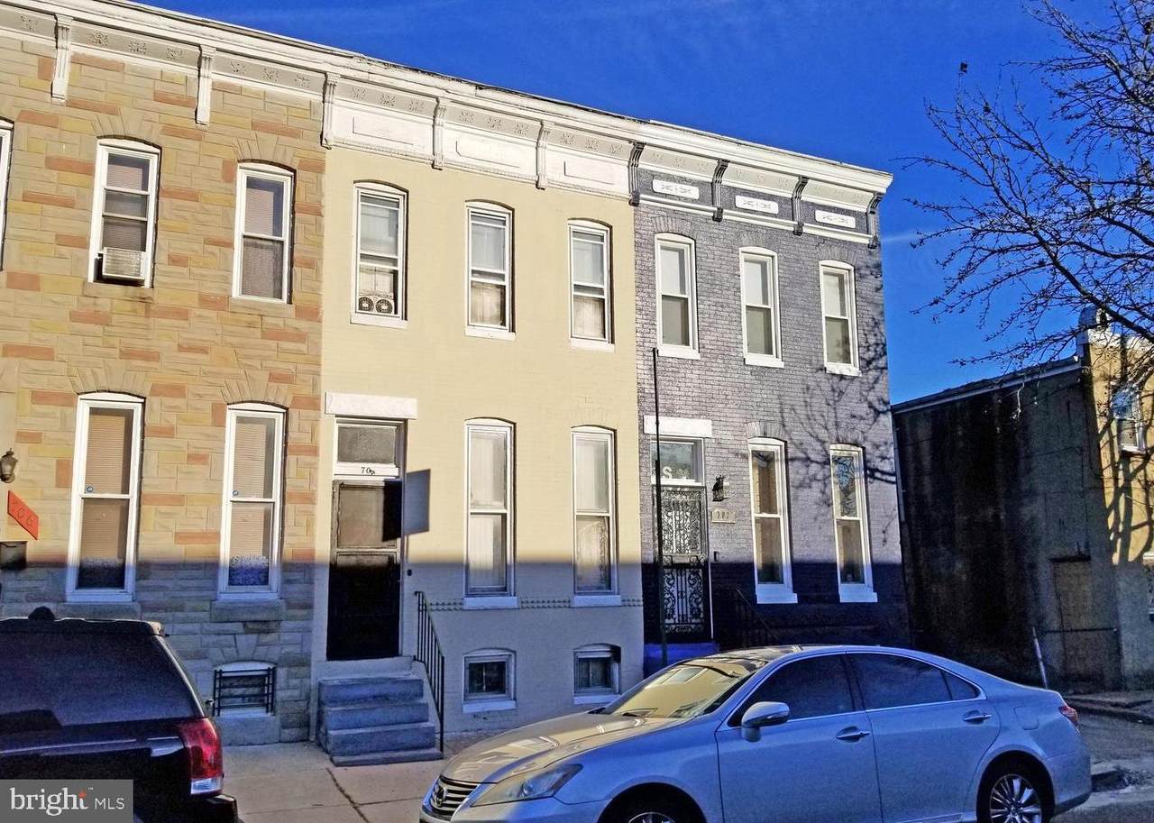 704 Gold Street - Photo 1