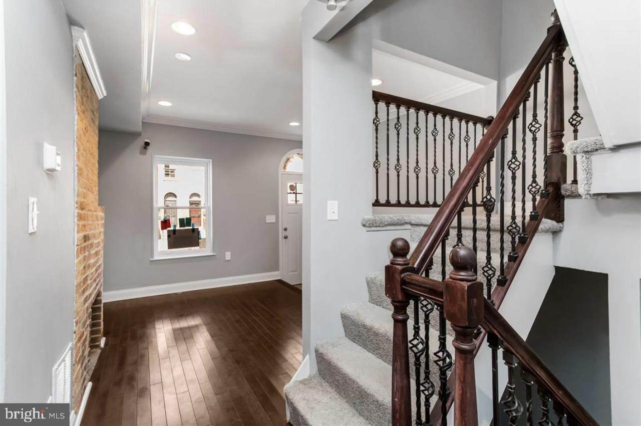 17 Carey Street - Photo 1
