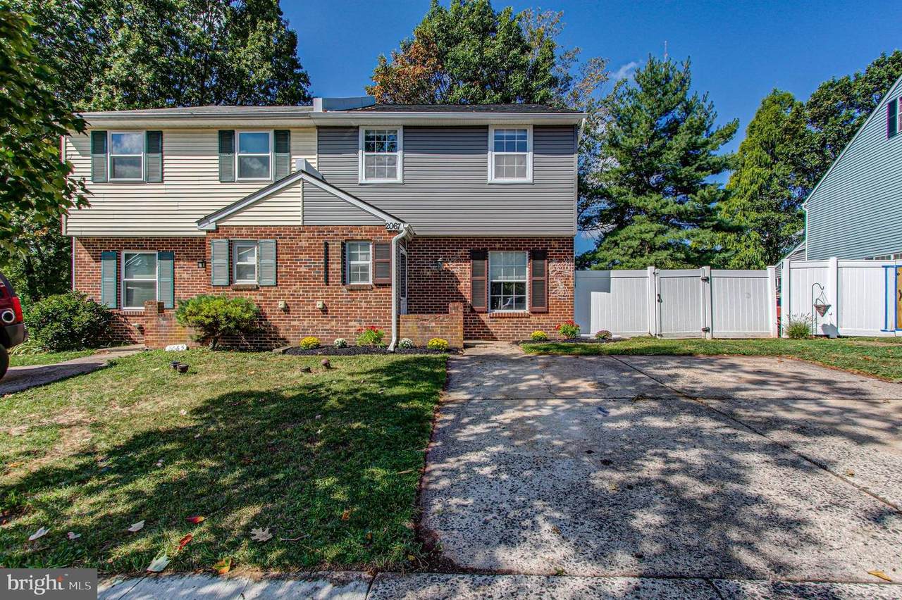 2067 Fort Bevon Road - Photo 1