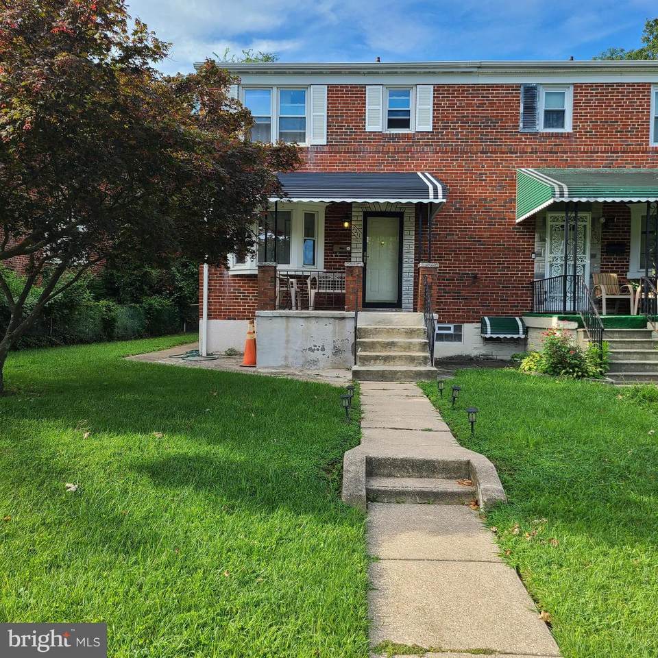 2211 Cloville Avenue - Photo 1