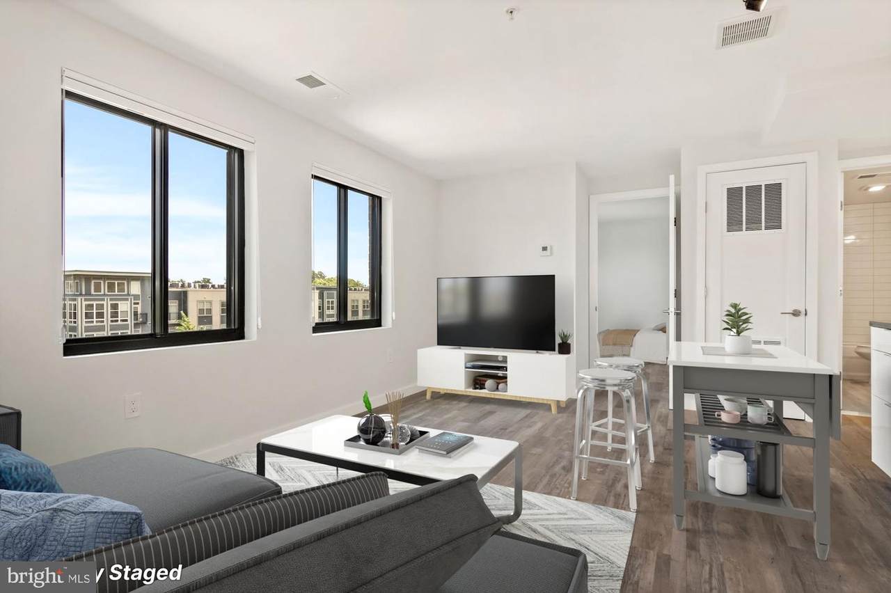 700 Roeder Rd. - Photo 1