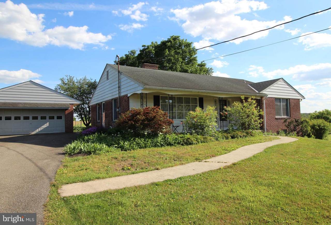 6118 Street Road - Photo 1