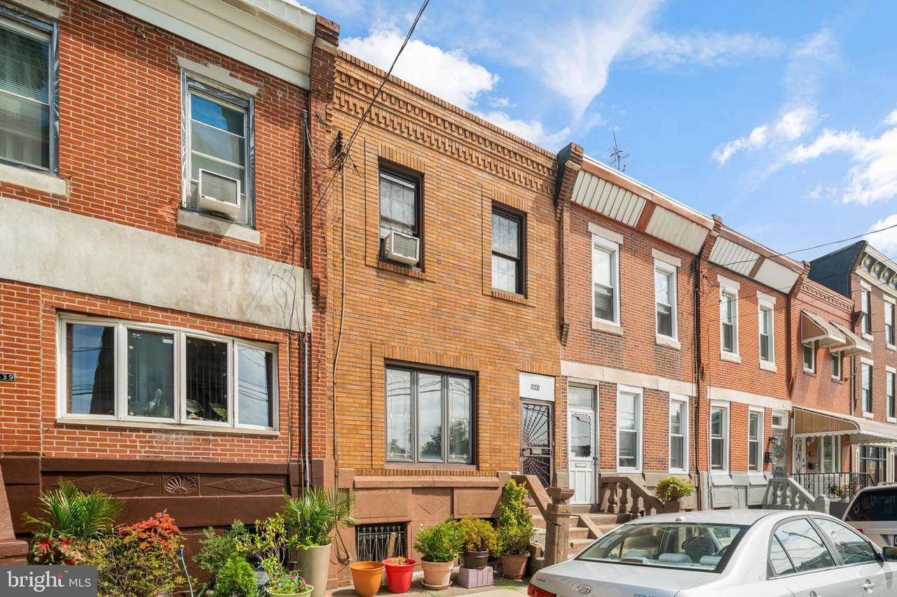 1641 17TH Street - Photo 1