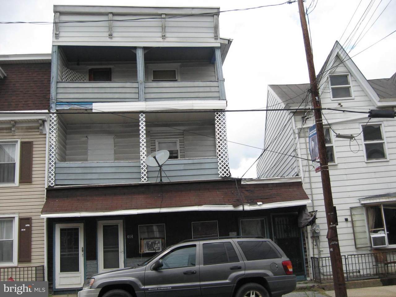 464 Sunbury Street - Photo 1