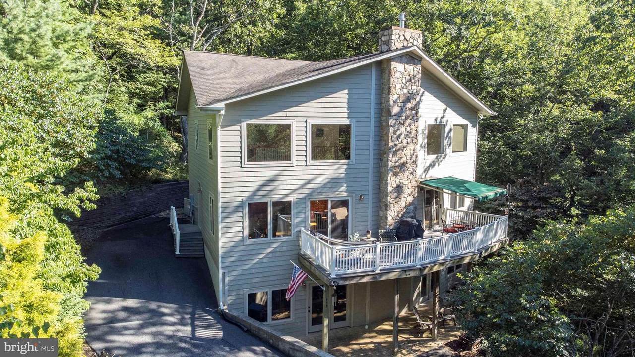 770 Fairway Drive - Photo 1