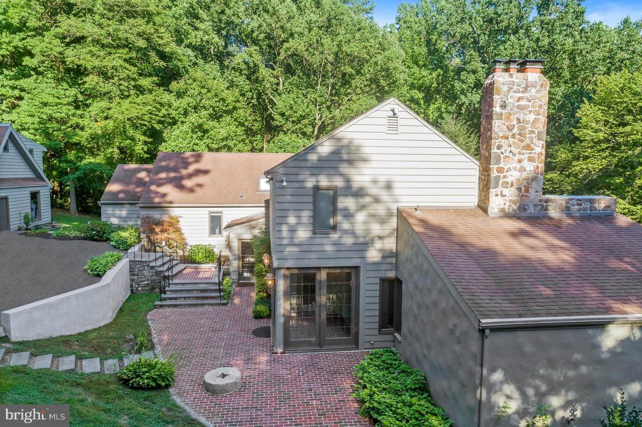 320 Ridge Road - Photo 1