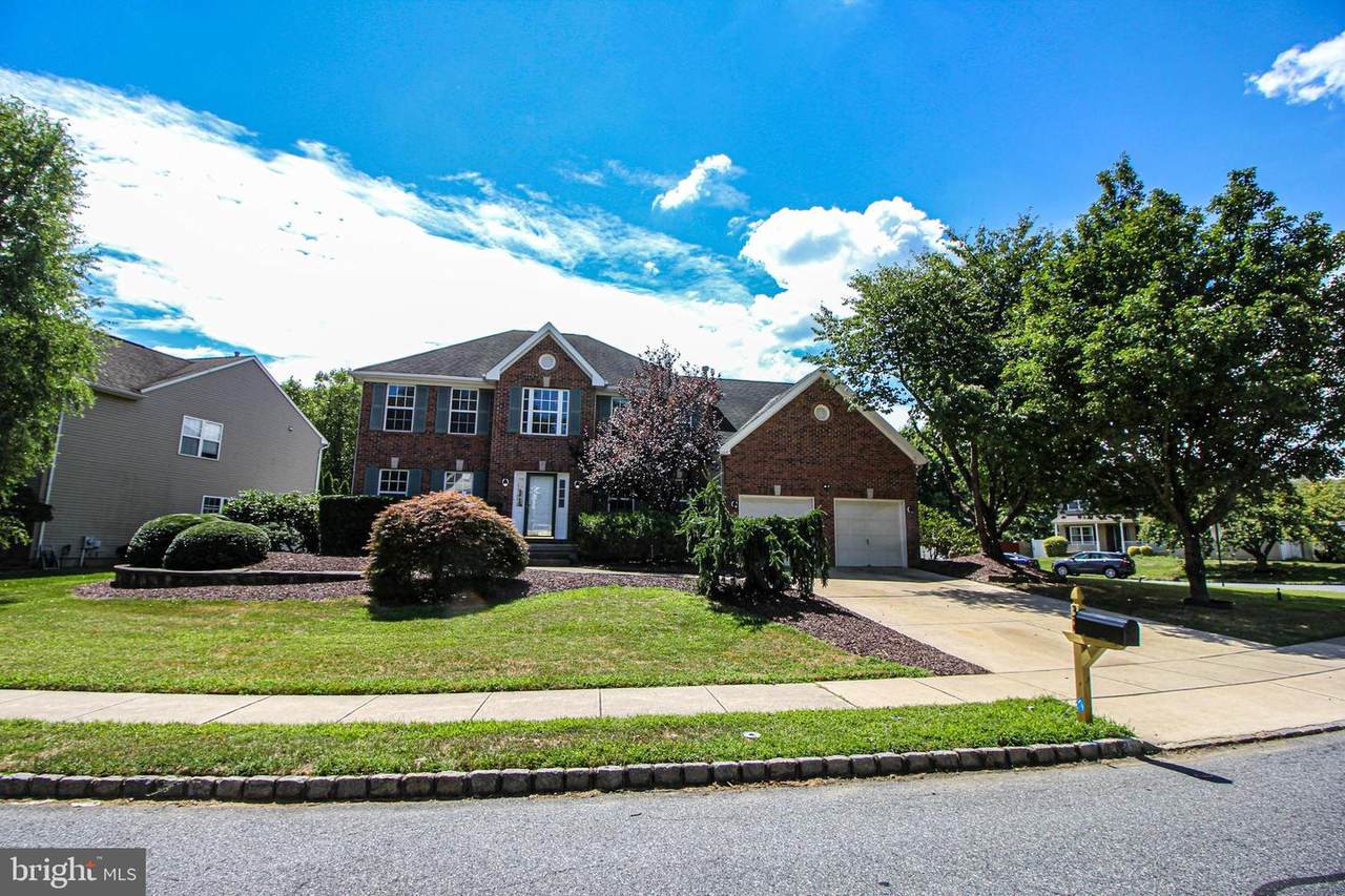 32 Creekwood Drive - Photo 1
