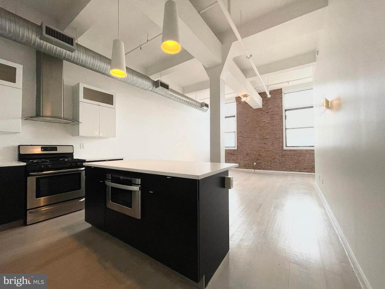 726-28 Market Street - Photo 1