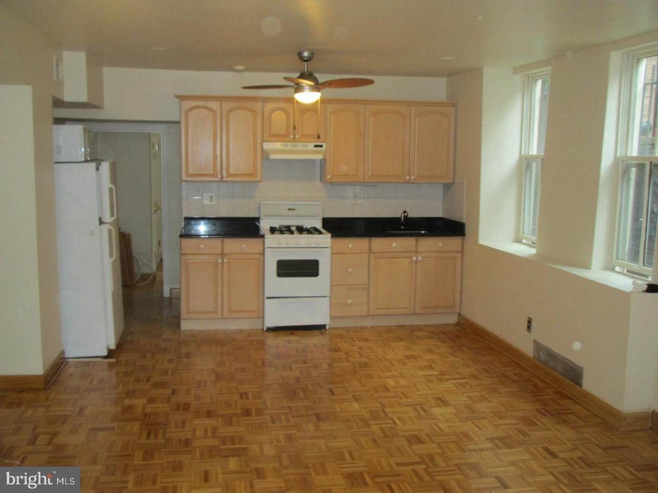 1220 Pine Street - Photo 1
