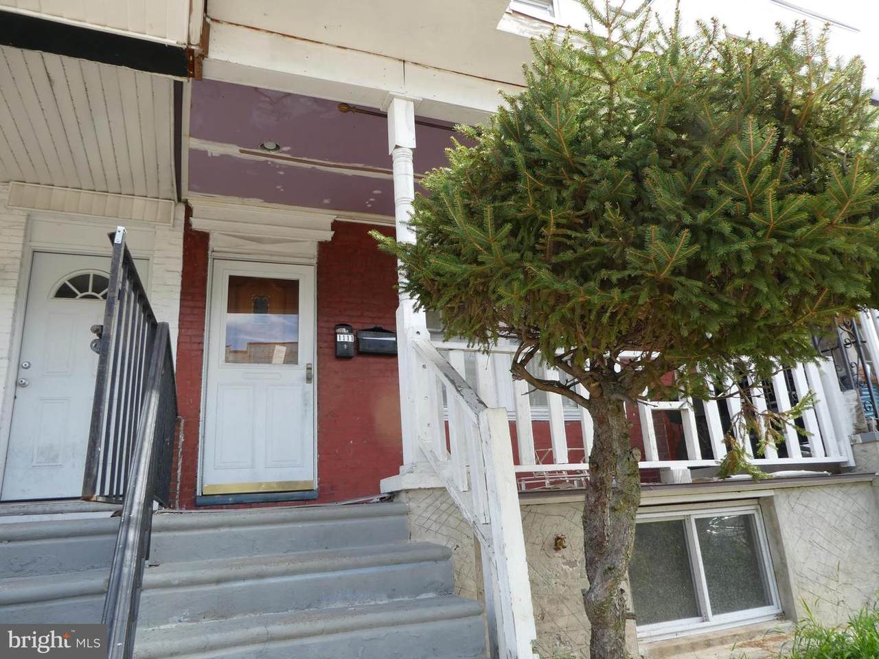 1111 Peach Street - Photo 1