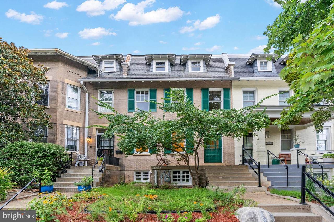 618 D Street - Photo 1