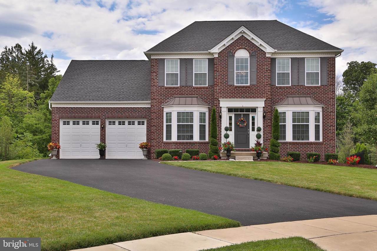 1202 Hockley Drive - Photo 1