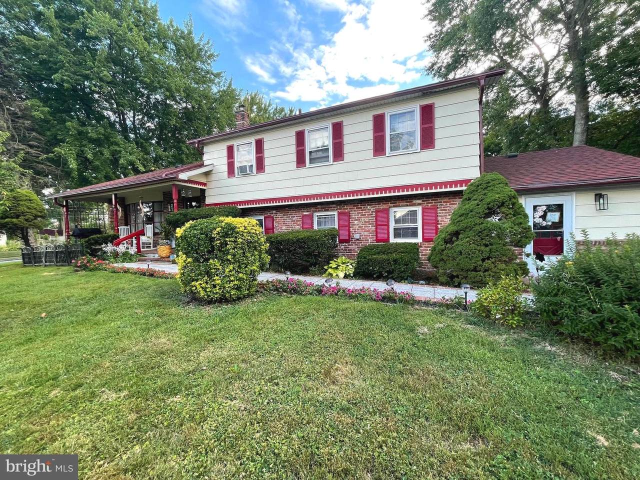 1398 Fitzwatertown Road - Photo 1