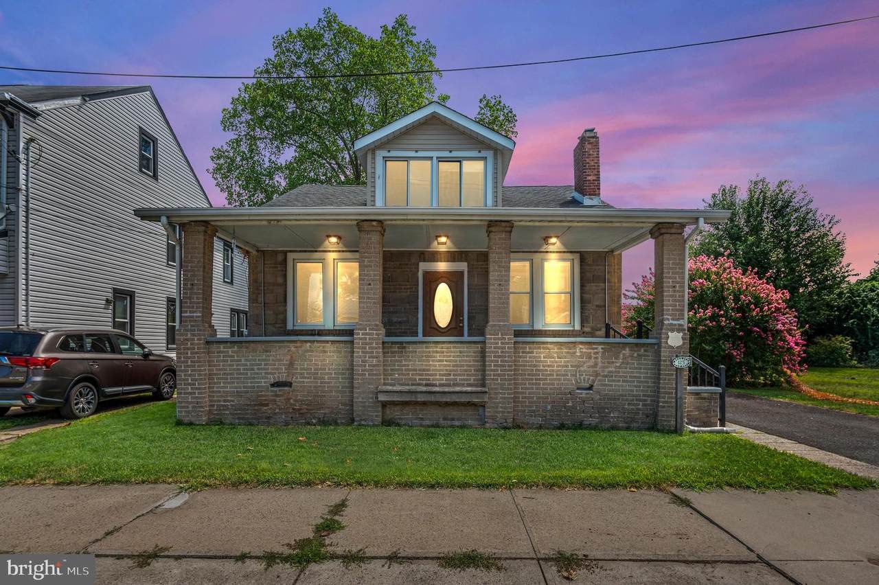123 Harrison Avenue - Photo 1