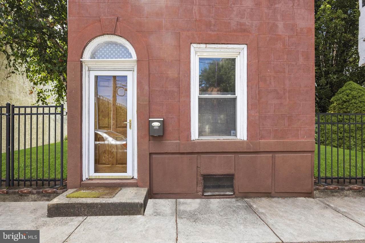 1034 Shackamaxon Street - Photo 1