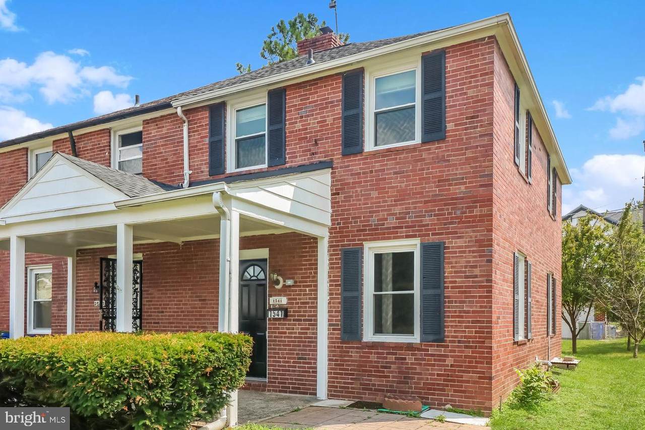 1541 Windemere Avenue - Photo 1
